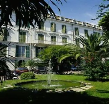 Hotel Eden 3*