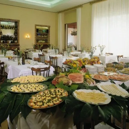 Eden Hotel